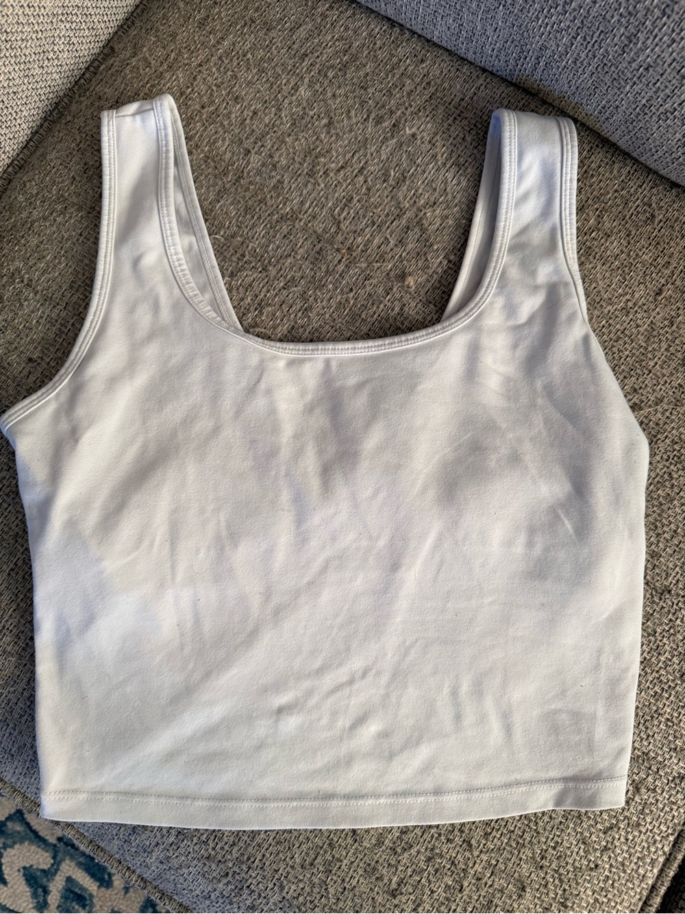 HALARA White Square Neck Crop Tank